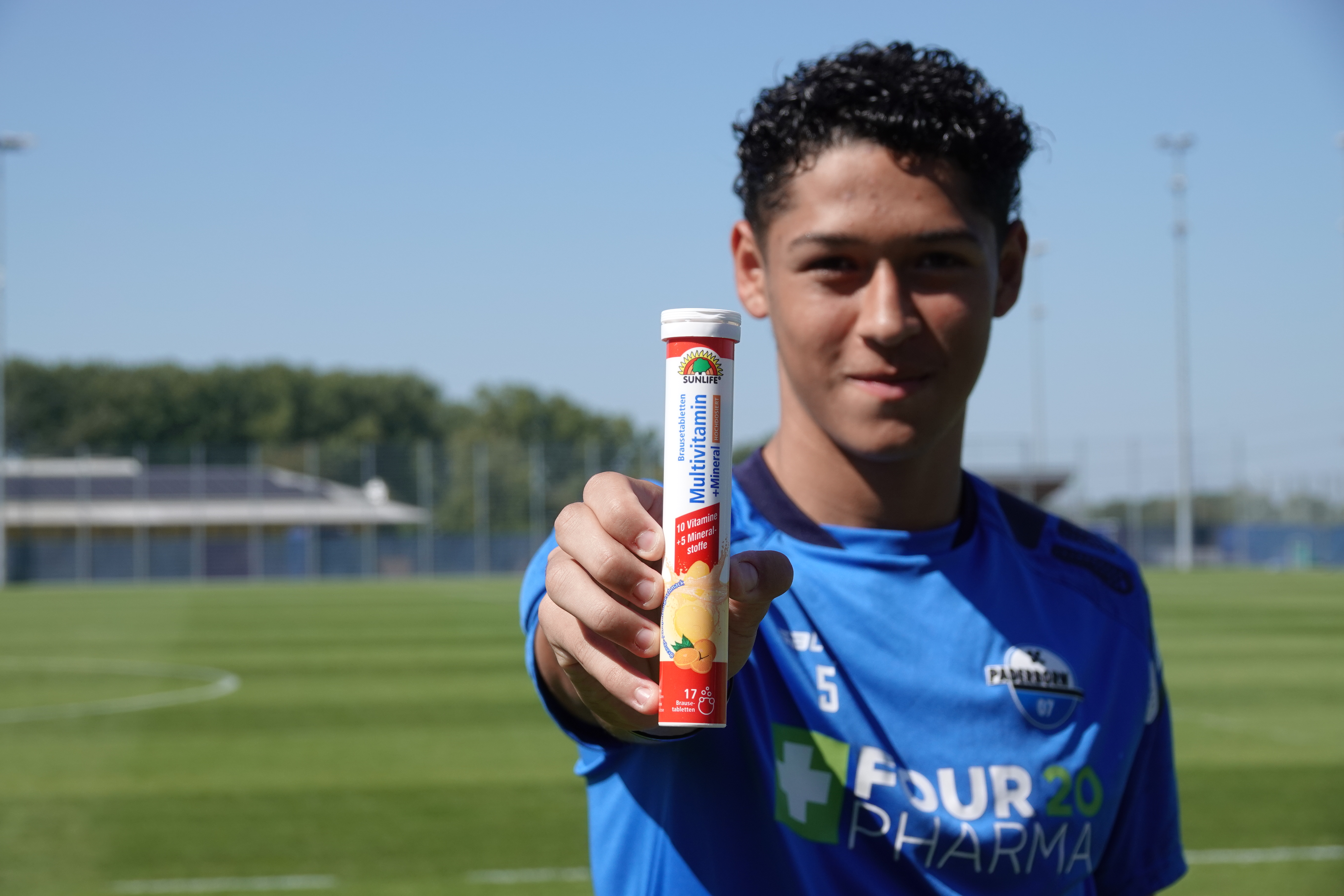 SUNLIFE Vitamine ist offizieller Exklusivpartner des SC Paderborn 07